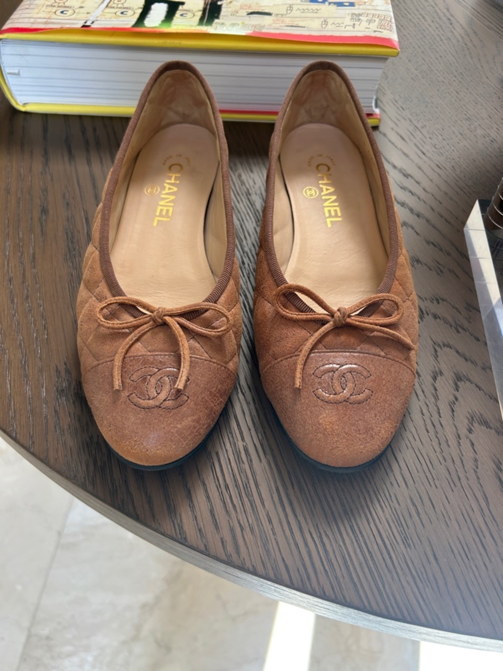 CHANEL Brown Suede Quilted Ballet Flats with CC Bow - Picture 6 of 6